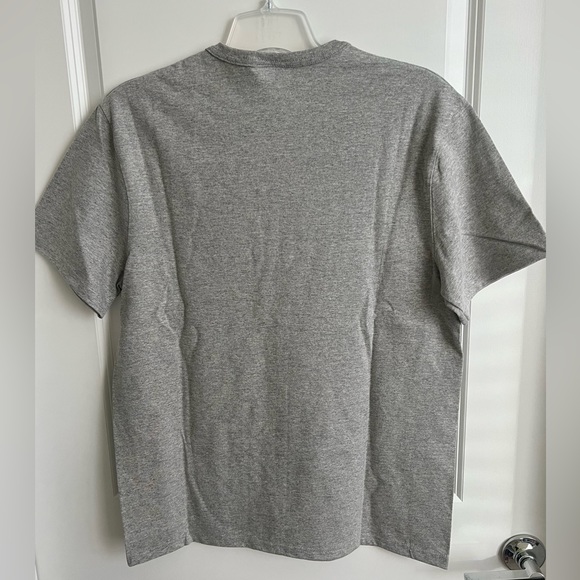 💥 NWT Champion small logo t-shirt in gray💥 - Picture 6 of 7